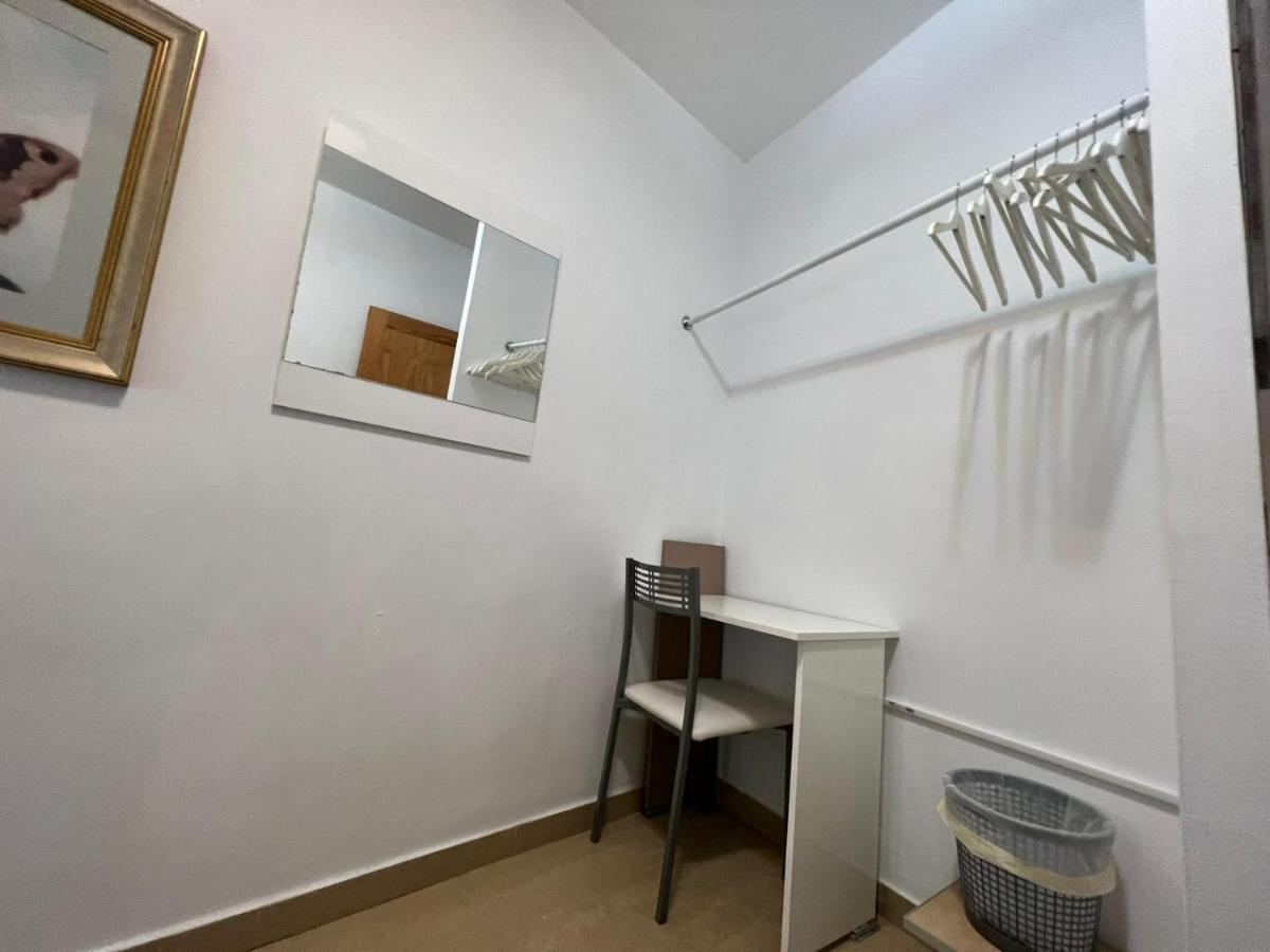 Alcamar Privada Con Bano Compartido Cerca Al Mar! Homestay *